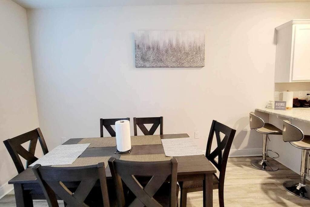 Brand New House In Pensacola,Ev Connector Available Apartman Kültér fotó