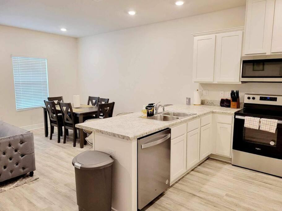 Brand New House In Pensacola,Ev Connector Available Apartman Kültér fotó