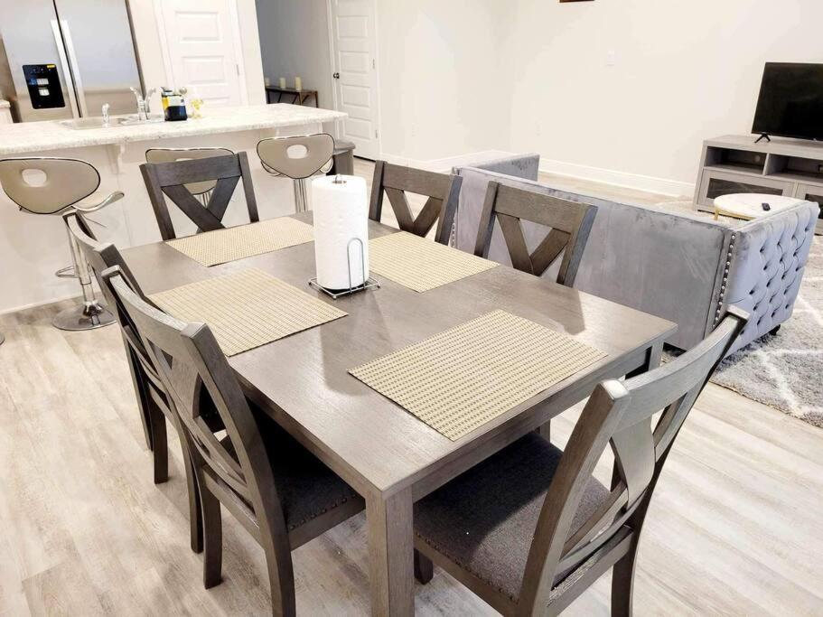 Brand New House In Pensacola,Ev Connector Available Apartman Kültér fotó